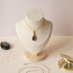 Pendentif en labradorite – 3,7 cm – Wire wrapping doré