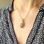 Pendentif en labradorite – 3 cm – Wire wrapping doré