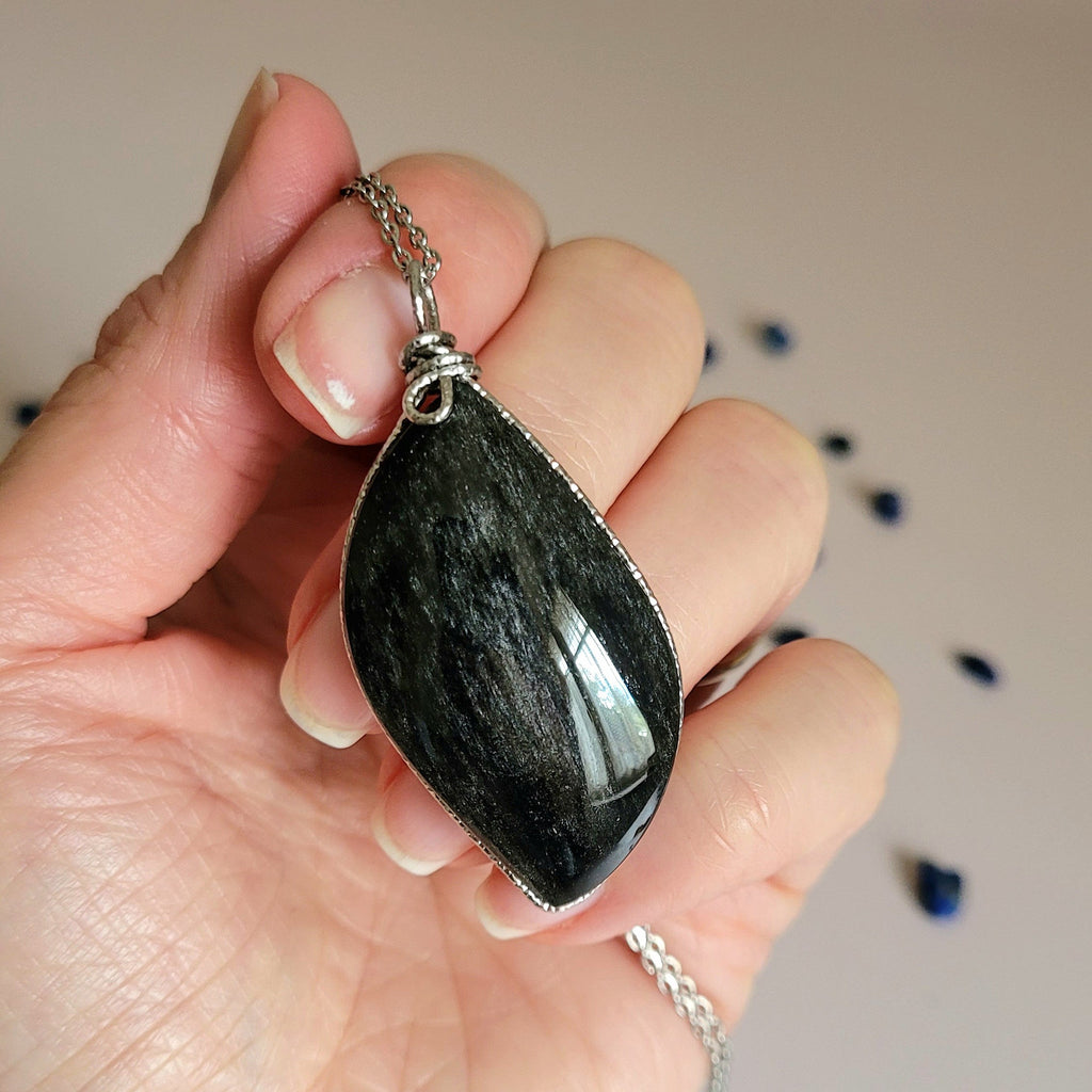 Pendentif en obsidienne argentée – 5,1 cm