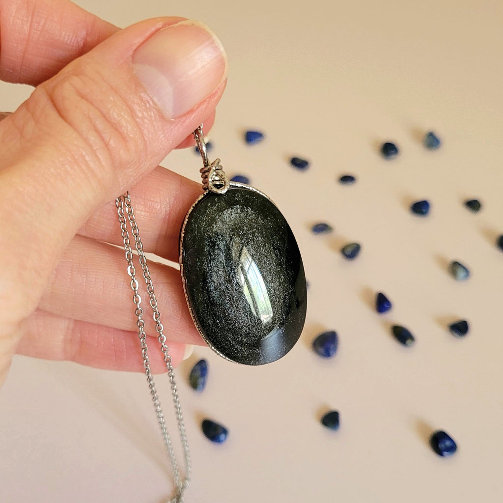 Pendentif en obsidienne argentée – 4,4 cm