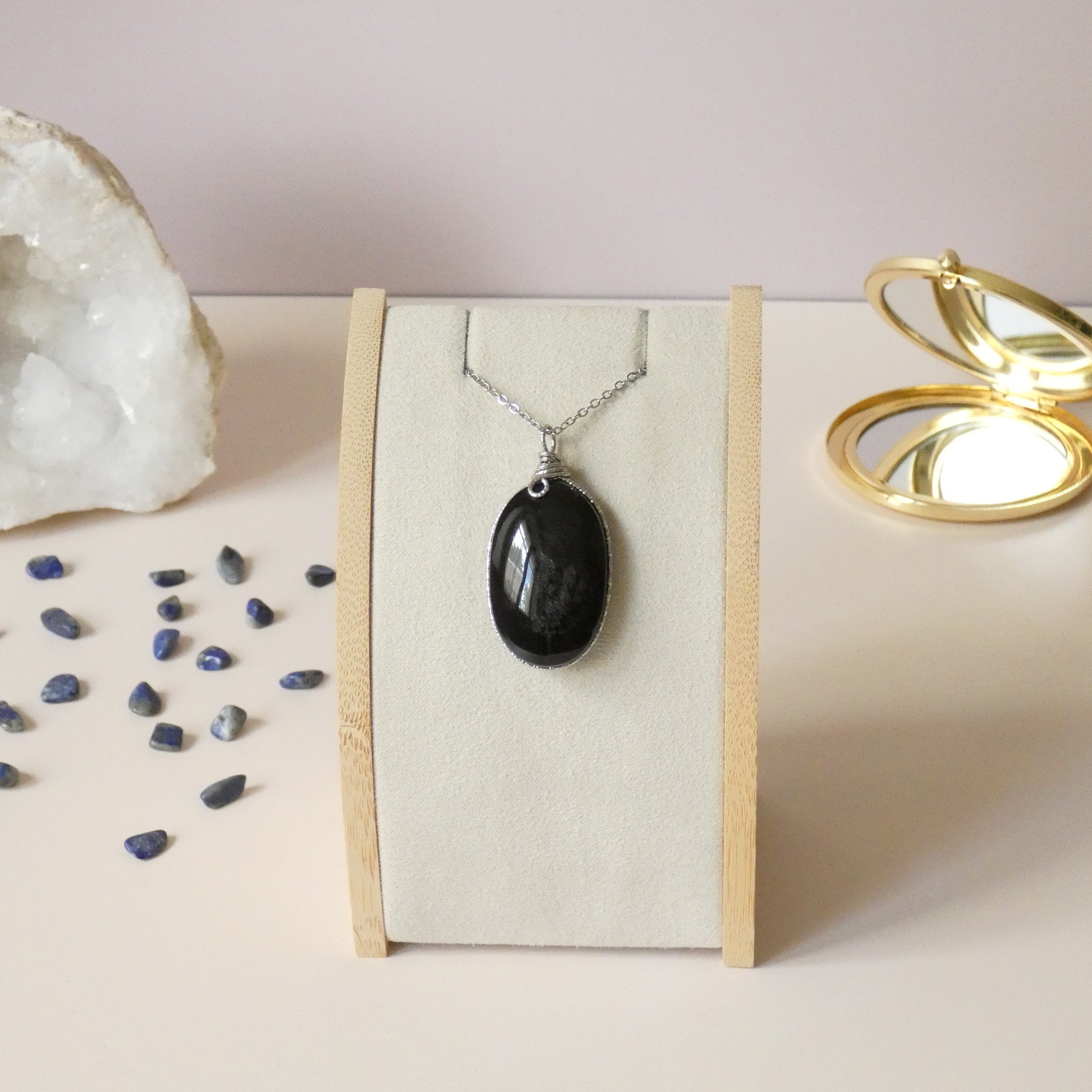 Pendentif en obsidienne argentée – 4,4 cm