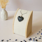 Pendentif coeur en obsidienne oeil céleste 2,6 cm bélière argentée