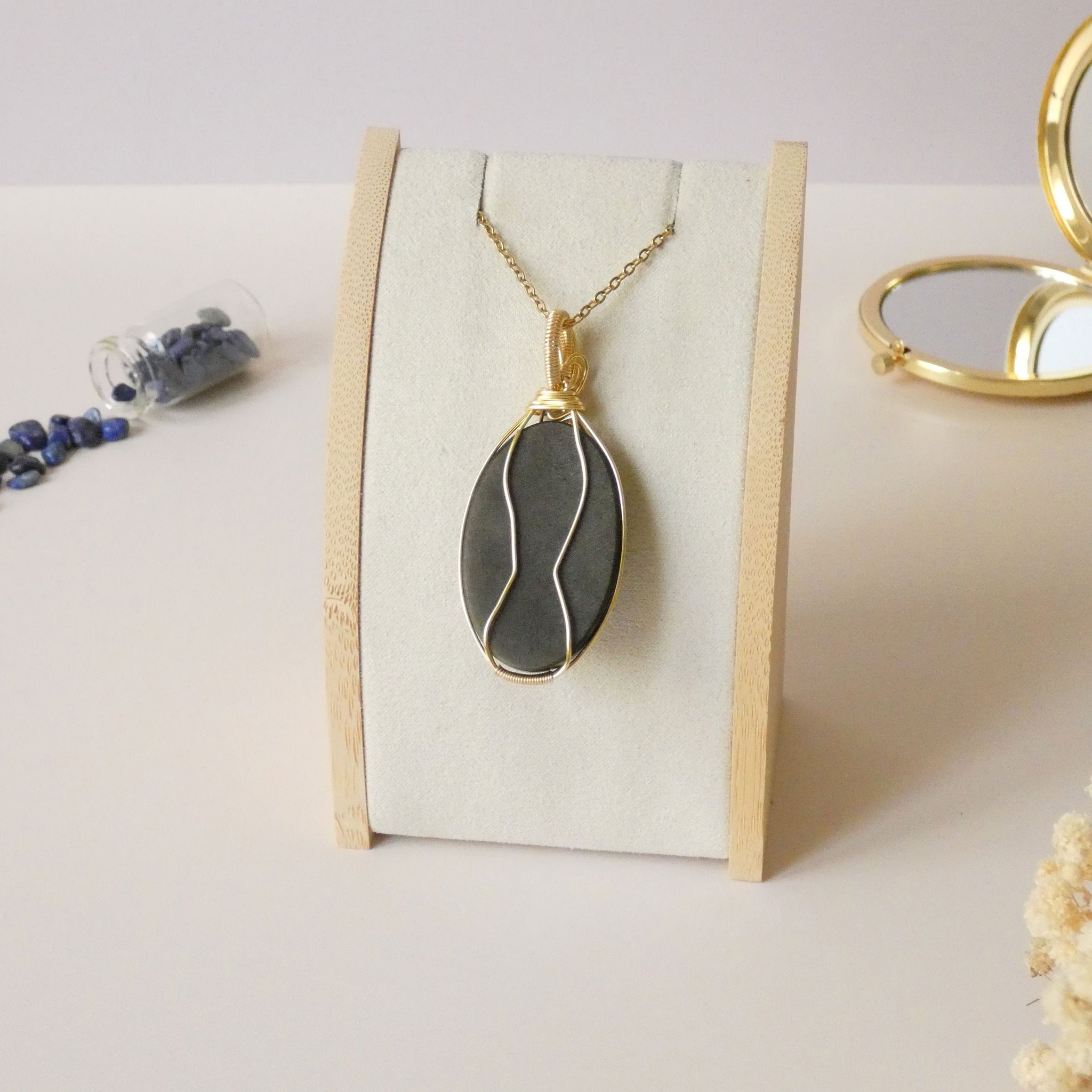 Pendentif obsidienne dorée 6,2 cm wire wrapping doré