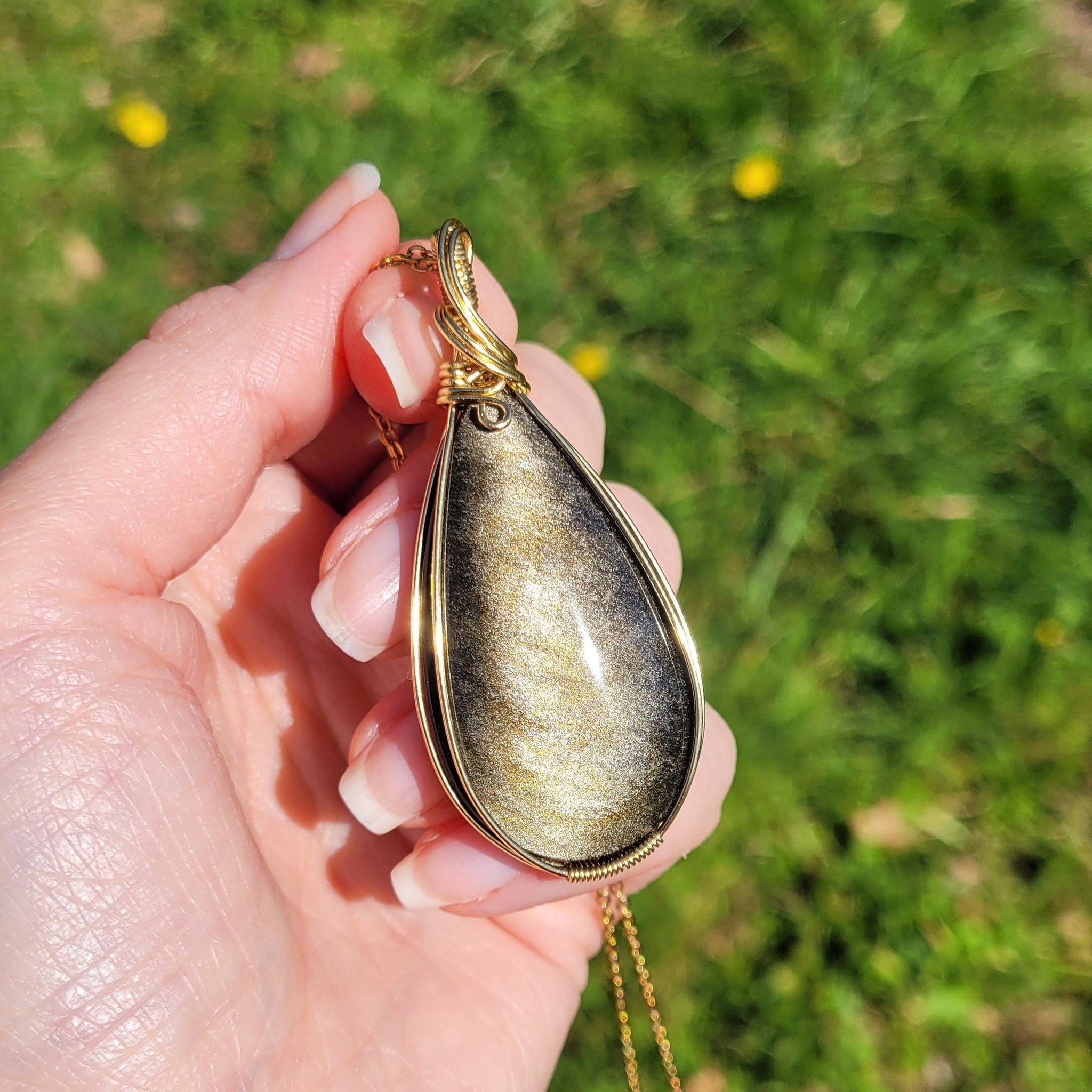 Pendentif en obsidienne dorée – 6,3 cm – Wire wrapping