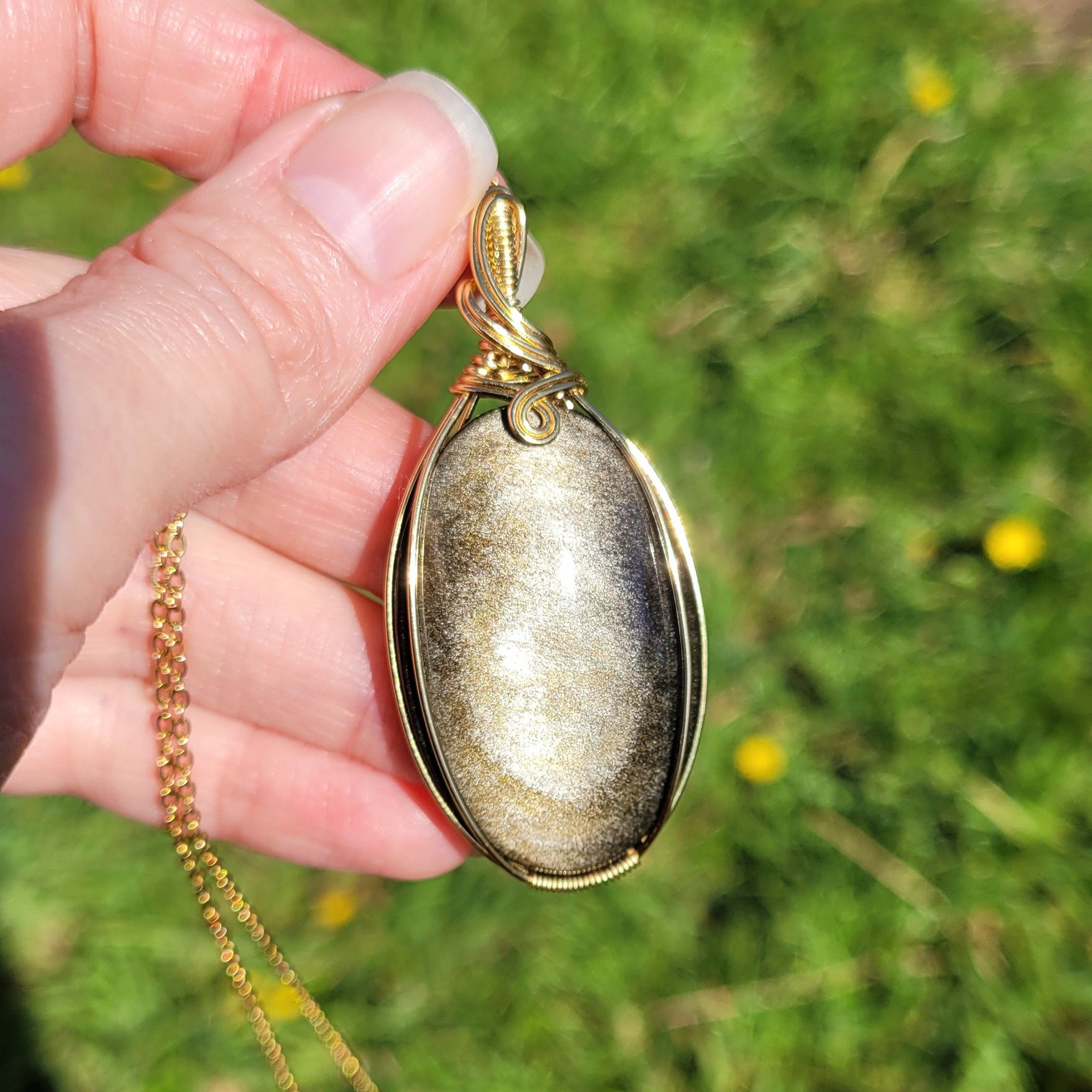 Pendentif en obsidienne dorée – 5,9 cm – Wire wrapping