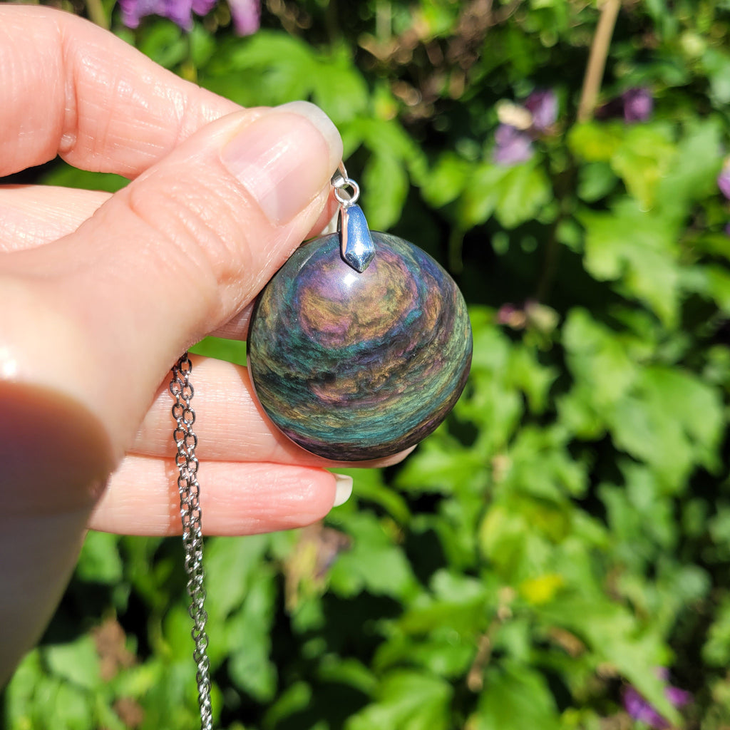 Pendentif obsidienne manta huichol 3,5 cm bélière argentée