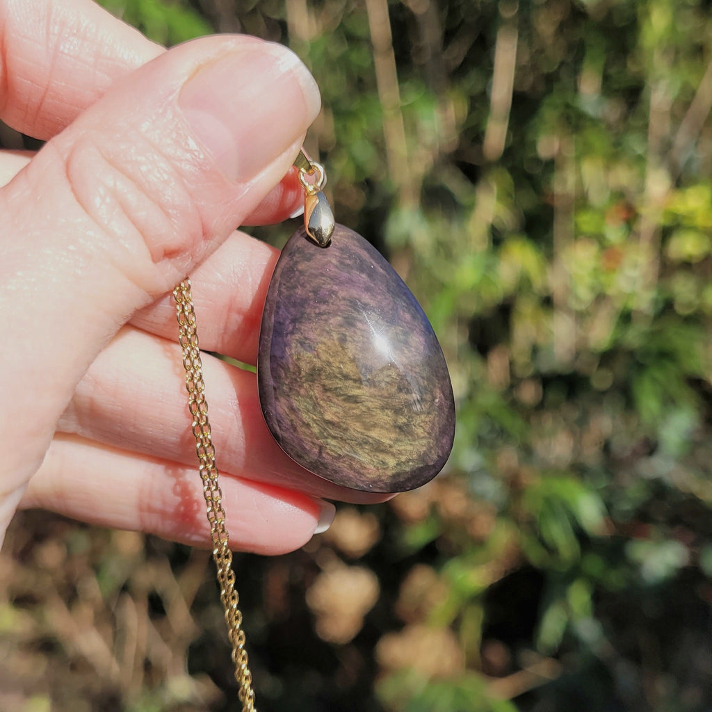 Pendentif obsidienne manta huichol 3,5 cm – Bélière dorée
