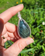 Pendentif obsidienne manta huichol - wire wrapping argenté - pierre naturelle