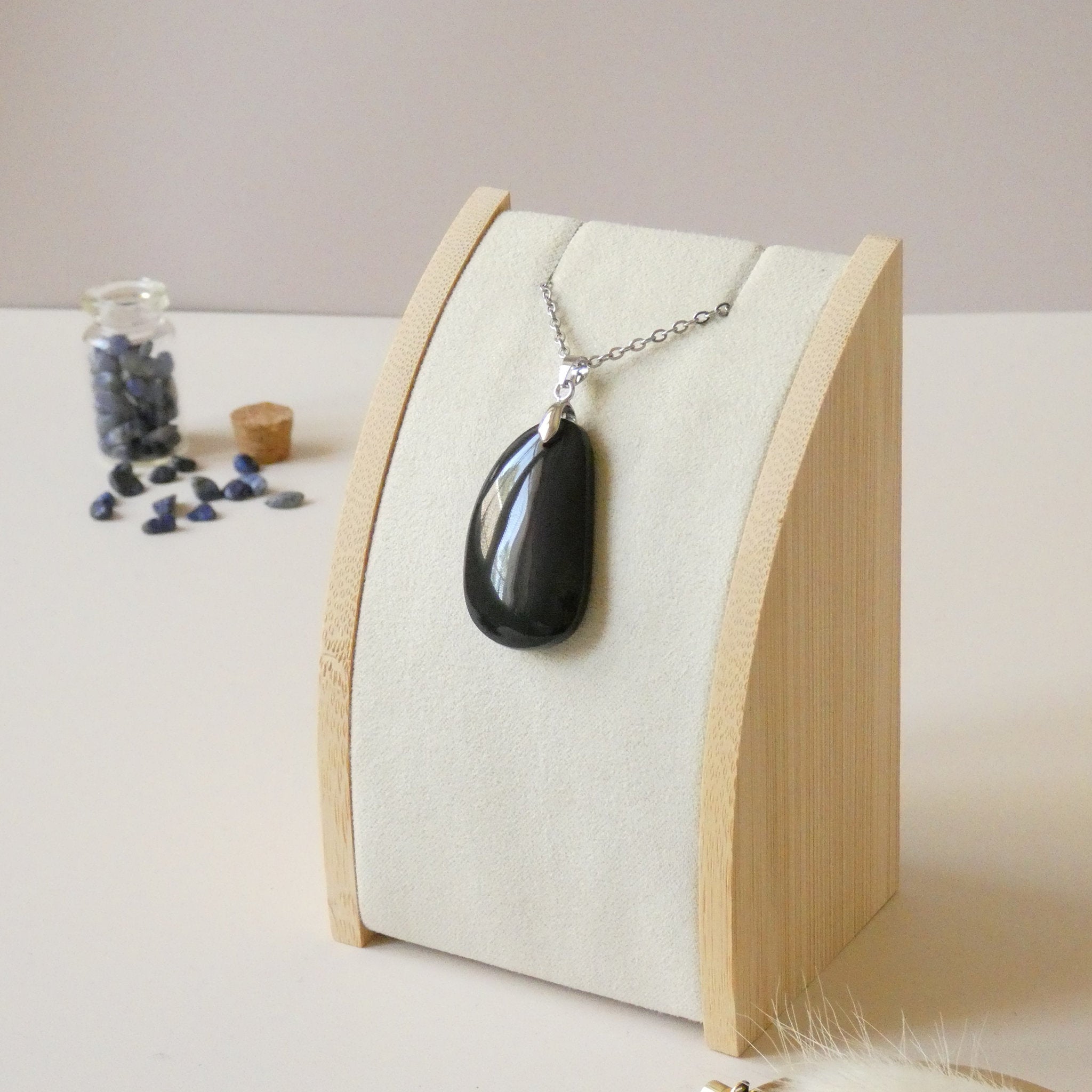 Pendentif en obsidienne oeil céleste 3,7 cm bélière argentée