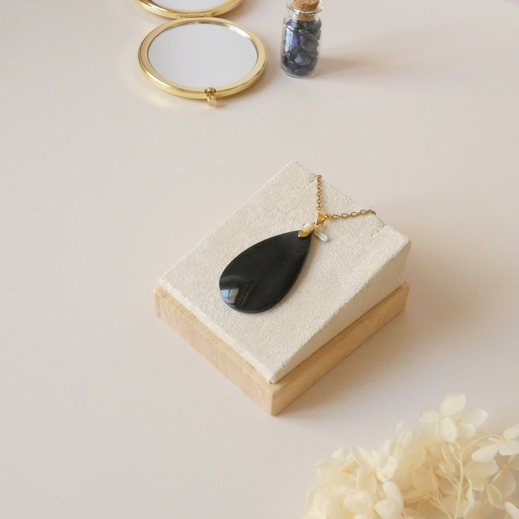 Pendentif en obsidienne oeil céleste 4,5 cm bélière dorée