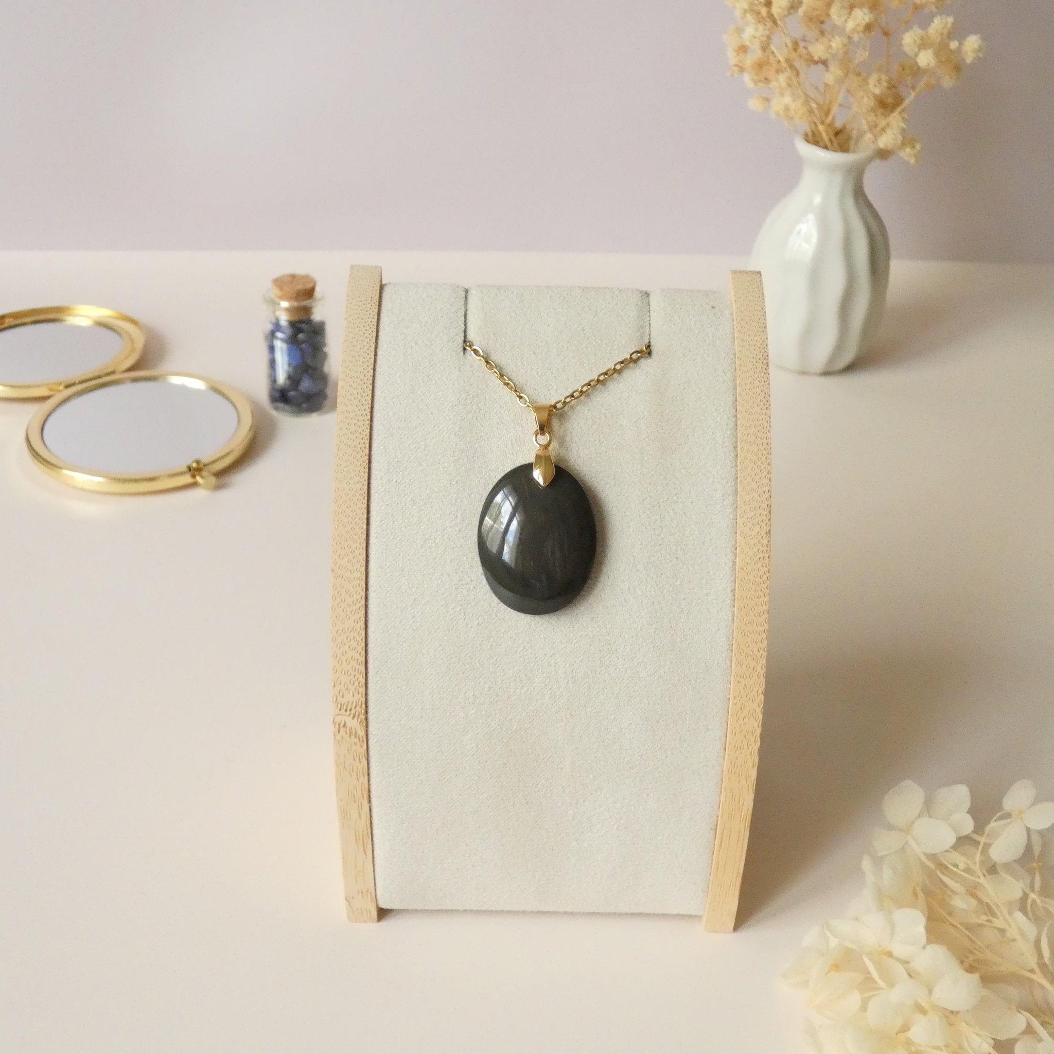 Pendentif en obsidienne oeil céleste 2,7 cm bélière dorée