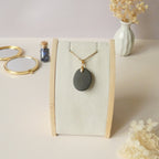 Pendentif en obsidienne oeil céleste 2,7 cm bélière dorée