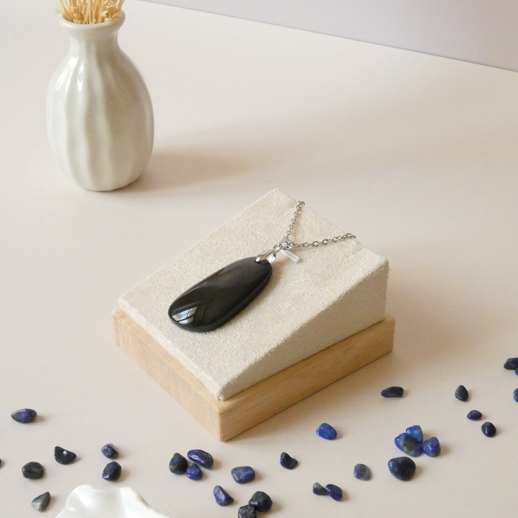 Pendentif en obsidienne oeil céleste 4,1 cm bélière argentée