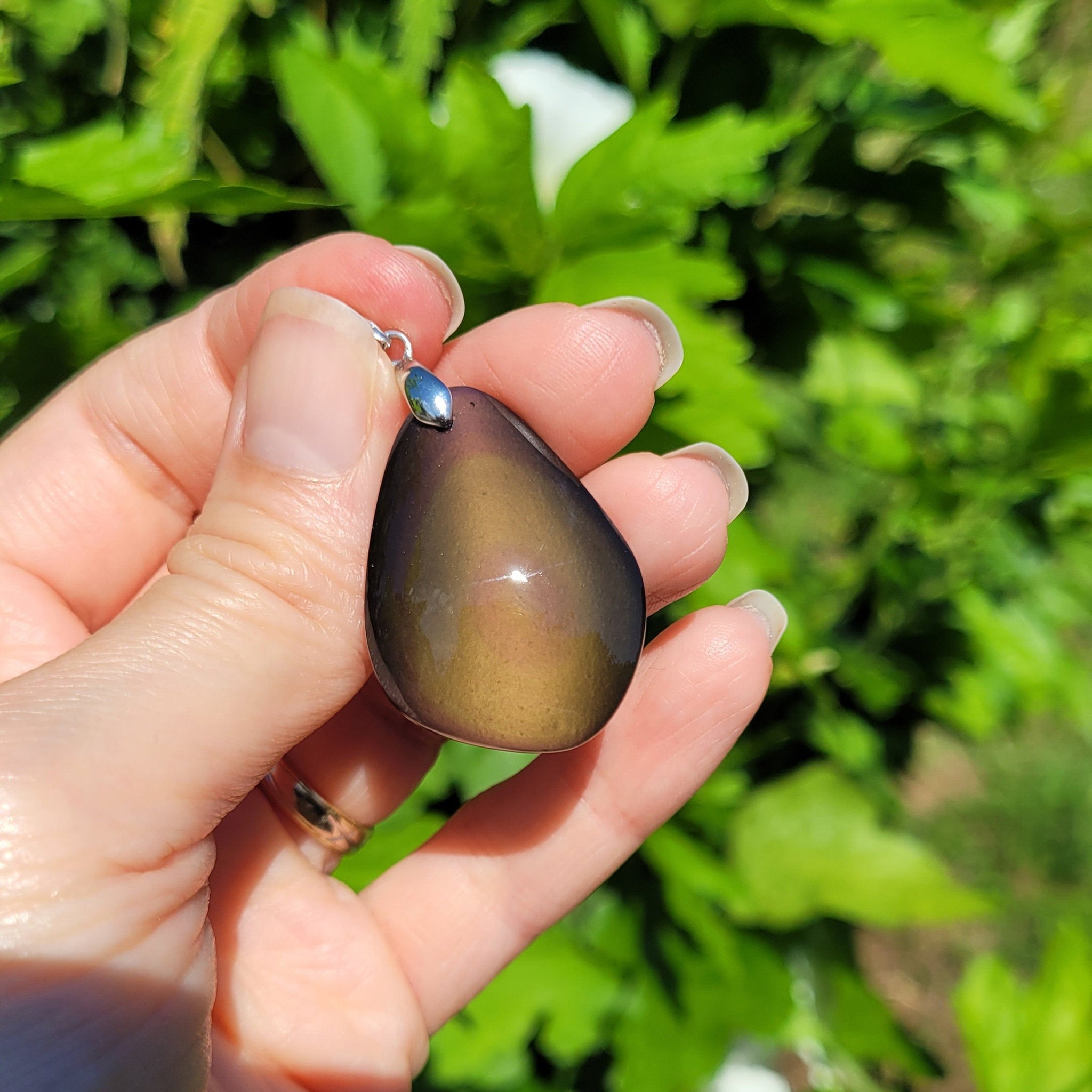 Pendentif en obsidienne oeil céleste 3,3 cm bélière argentée