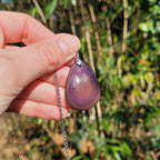 Pendentif obsidienne œil céleste – nuances violet/rose – 3,6 cm