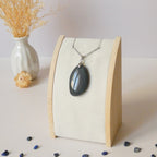 Pendentif obsidienne œil céleste – bleu nacré et pastel – 3,6 cm