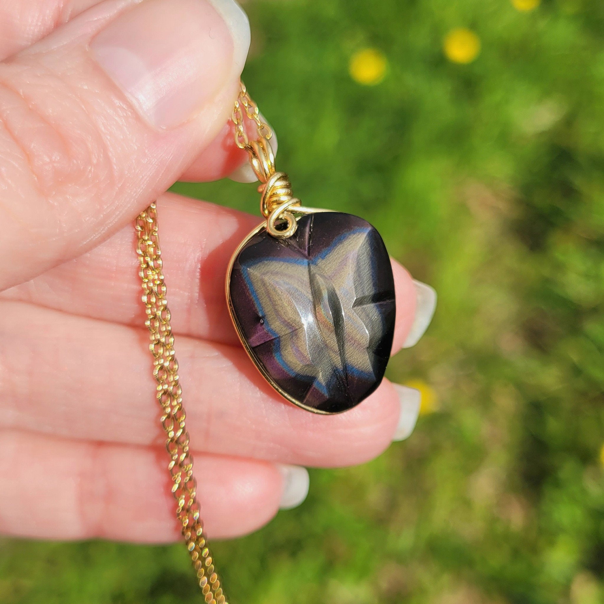 Pendentif papillon en obsidienne oeil céleste – 3,1 cm
