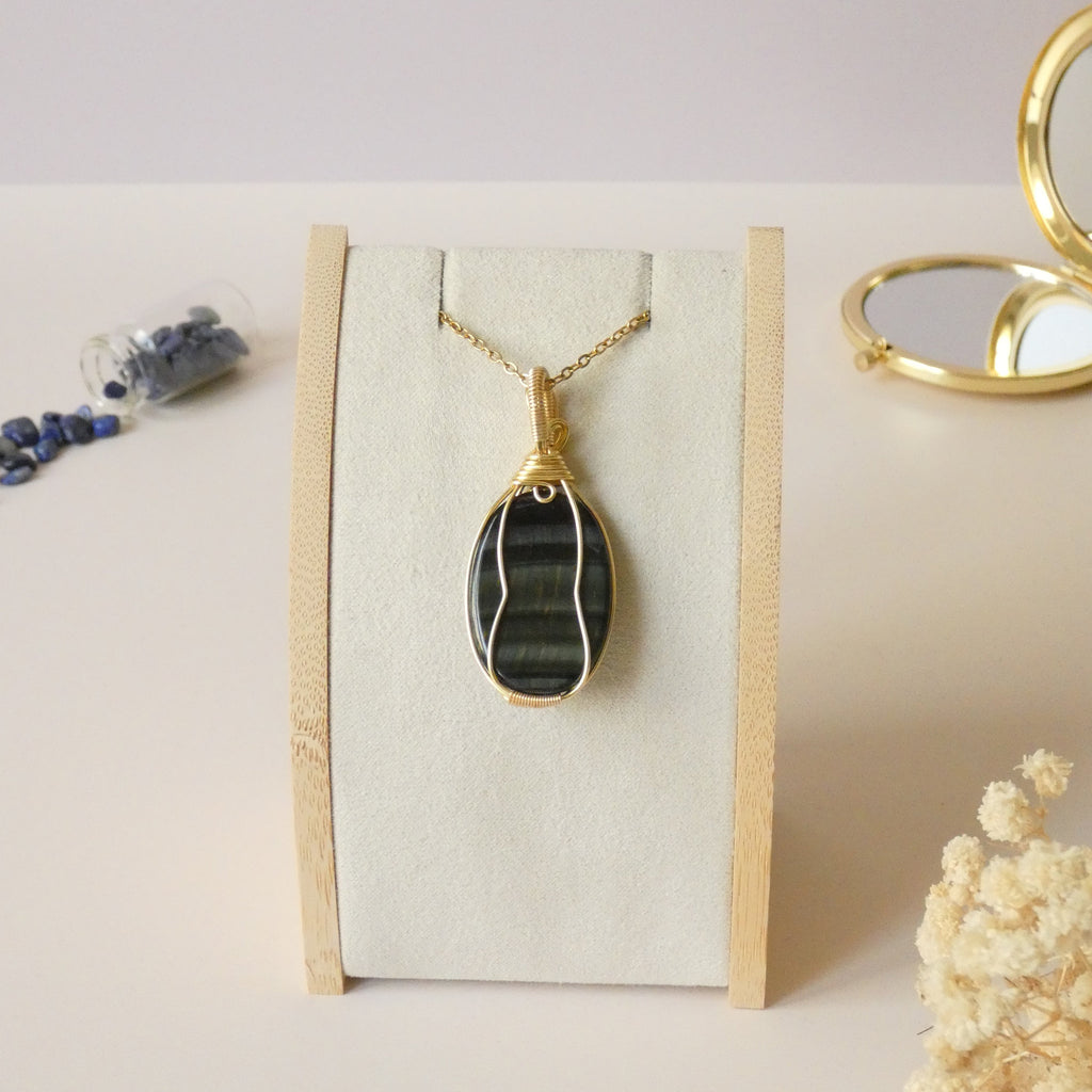 Pendentif en oeil de faucon 5,3 cm wire wrapping doré