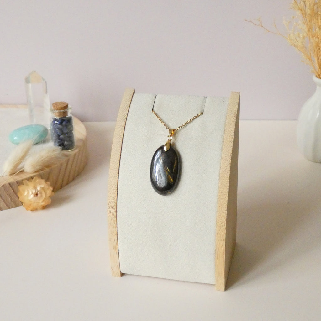 Pendentif en oeil de fer bélière dorée – 3,1 cm - Bijou artisanal pierre naturelle