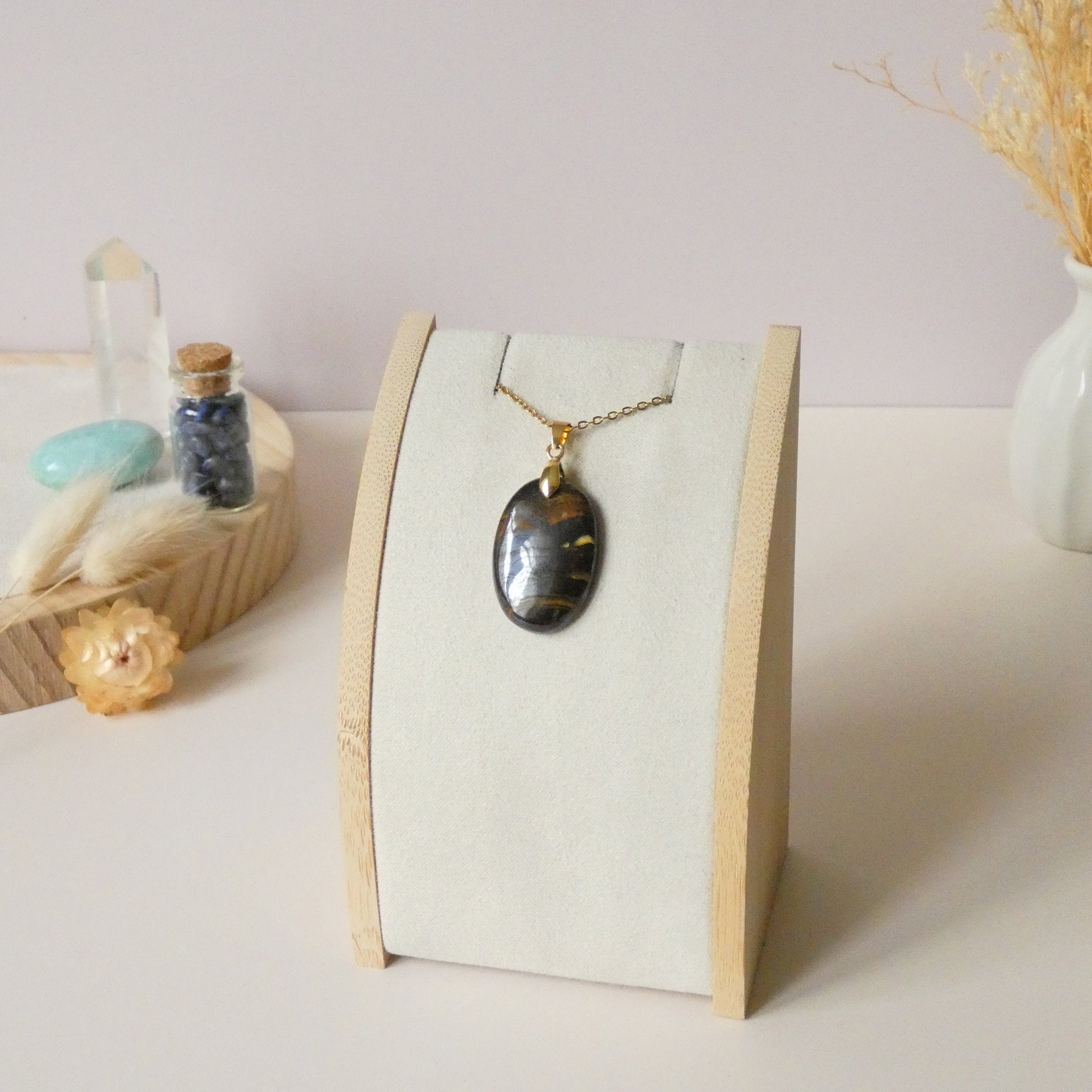 Pendentif en oeil de fer bélière dorée – 2,8 cm - Bijou artisanal pierre naturelle