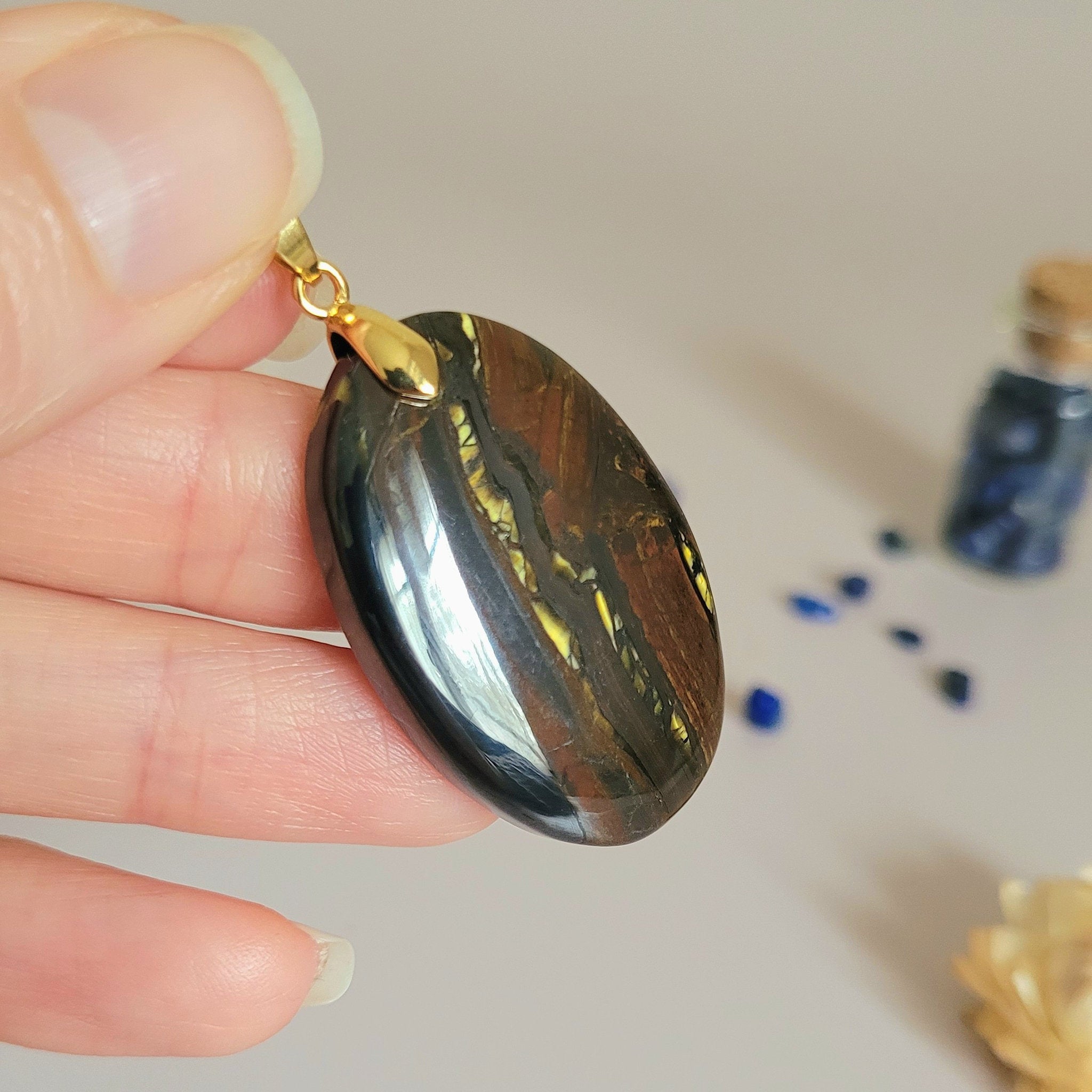 Pendentif oeil de fer 3,7 cm