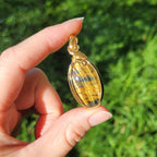 Pendentif oeil de tigre et faucon 4,7cm wire wrapping doré