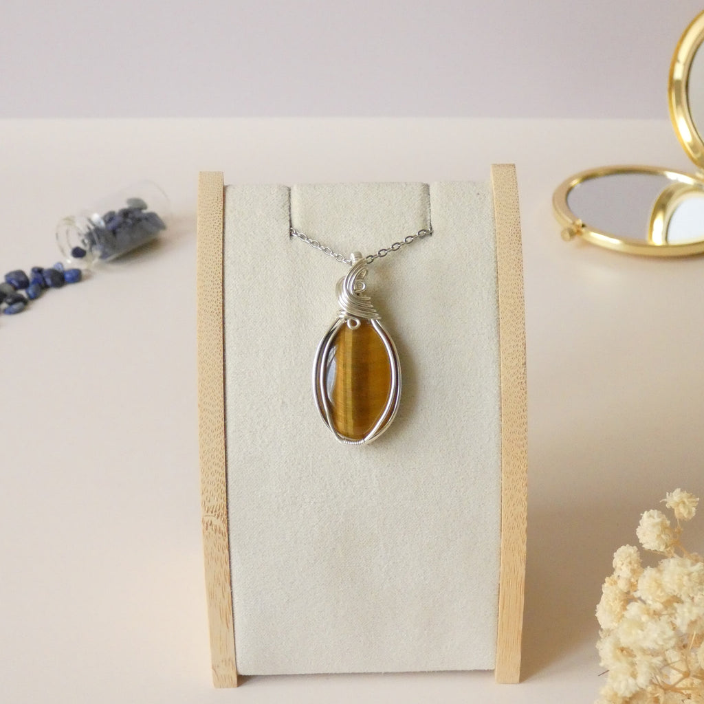 Pendentif oeil de tigre 4,6 cm wire wrapping argenté