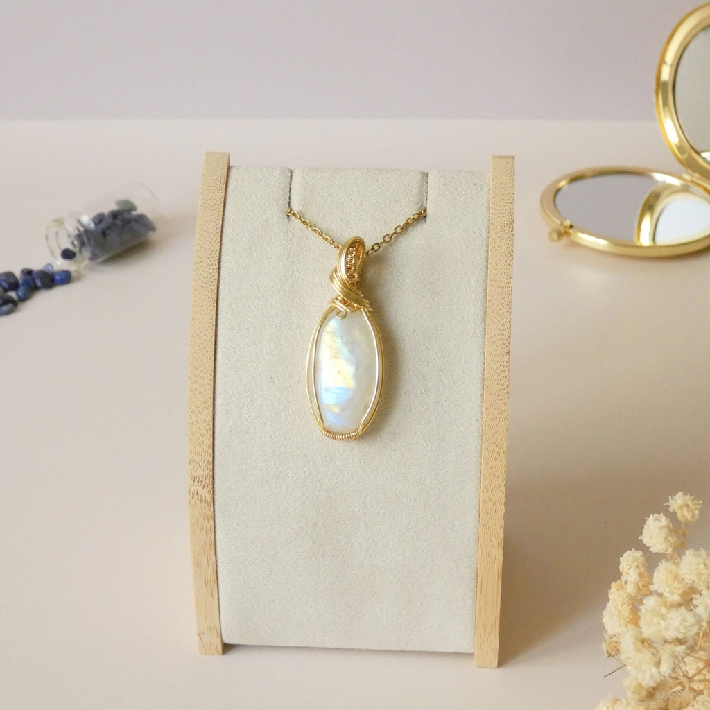 Pendentif en péristérite - wire wrapping doré - pierre naturelle