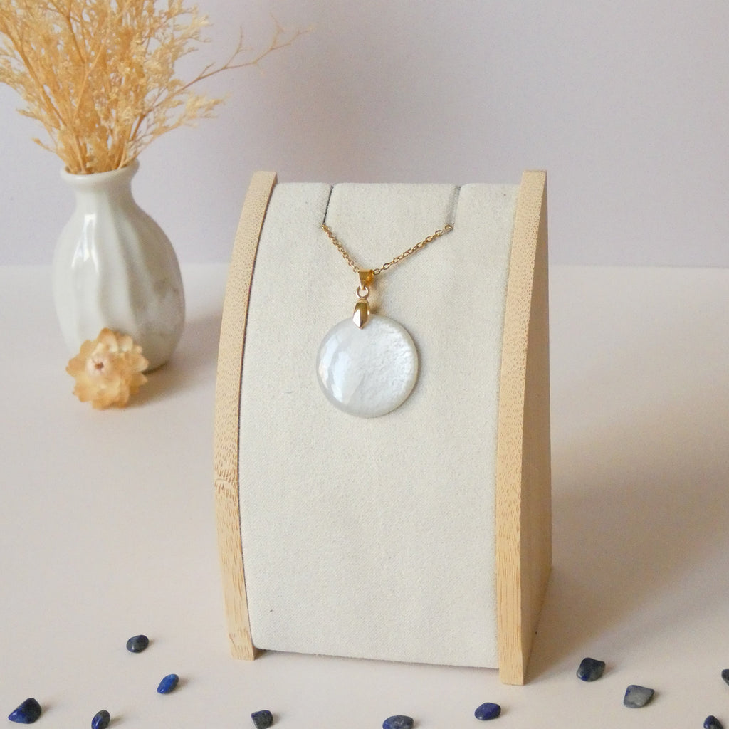 Pendentif en pierre de lune ronde 2,5 cm bélière dorée