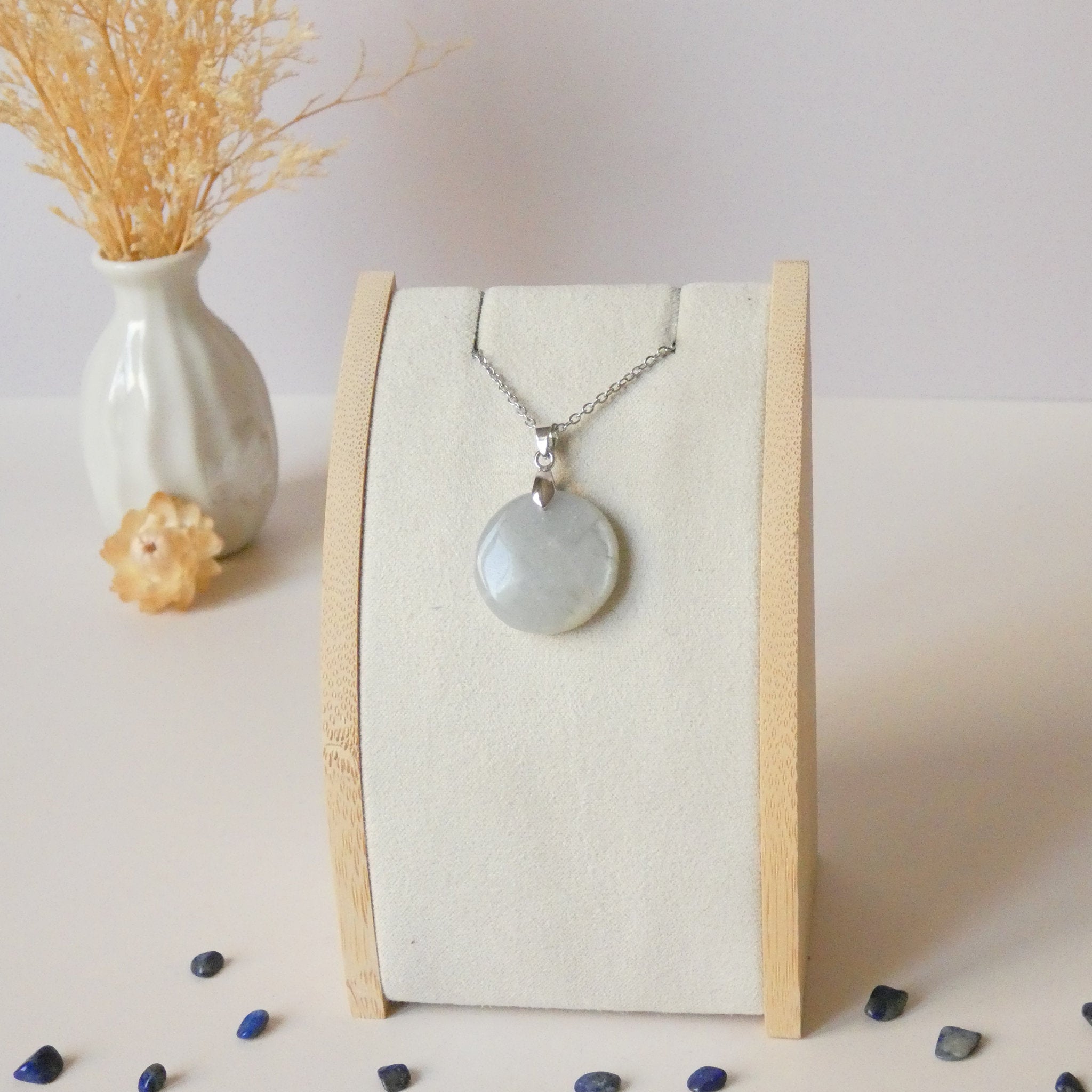 Pendentif en pierre de lune 2,3 cm - Bélière argentée