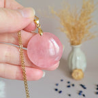 Pendentif en quartz rose 3,1 cm – Bélière dorée