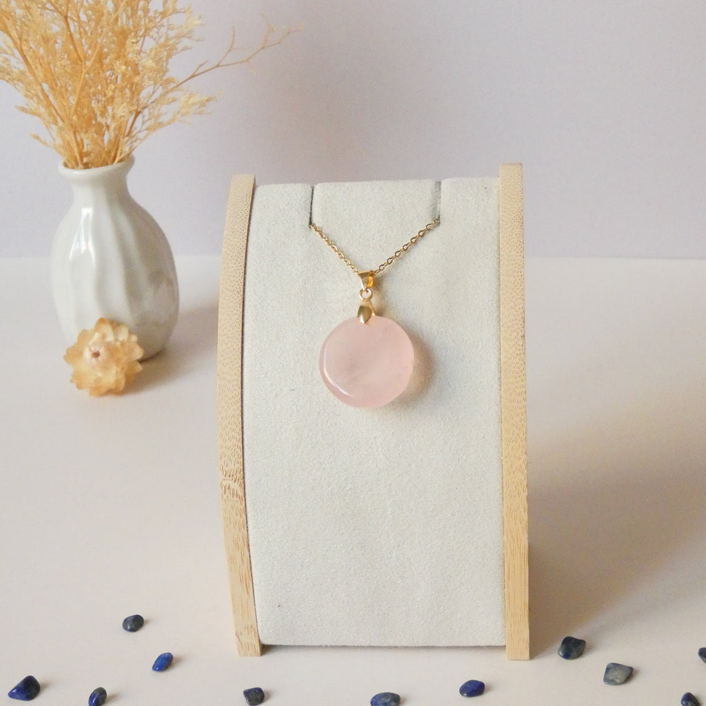 Pendentif en quartz rose 2,3 cm – Bélière dorée