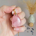Pendentif en quartz rose 3,2 cm – Bélière dorée
