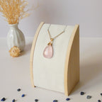 Pendentif en quartz rose 2,5 cm – Bélière dorée