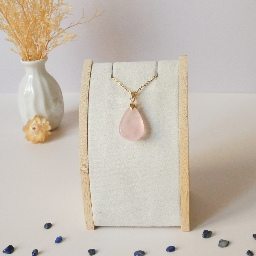 Pendentif en quartz rose 2,5 cm – Bélière dorée