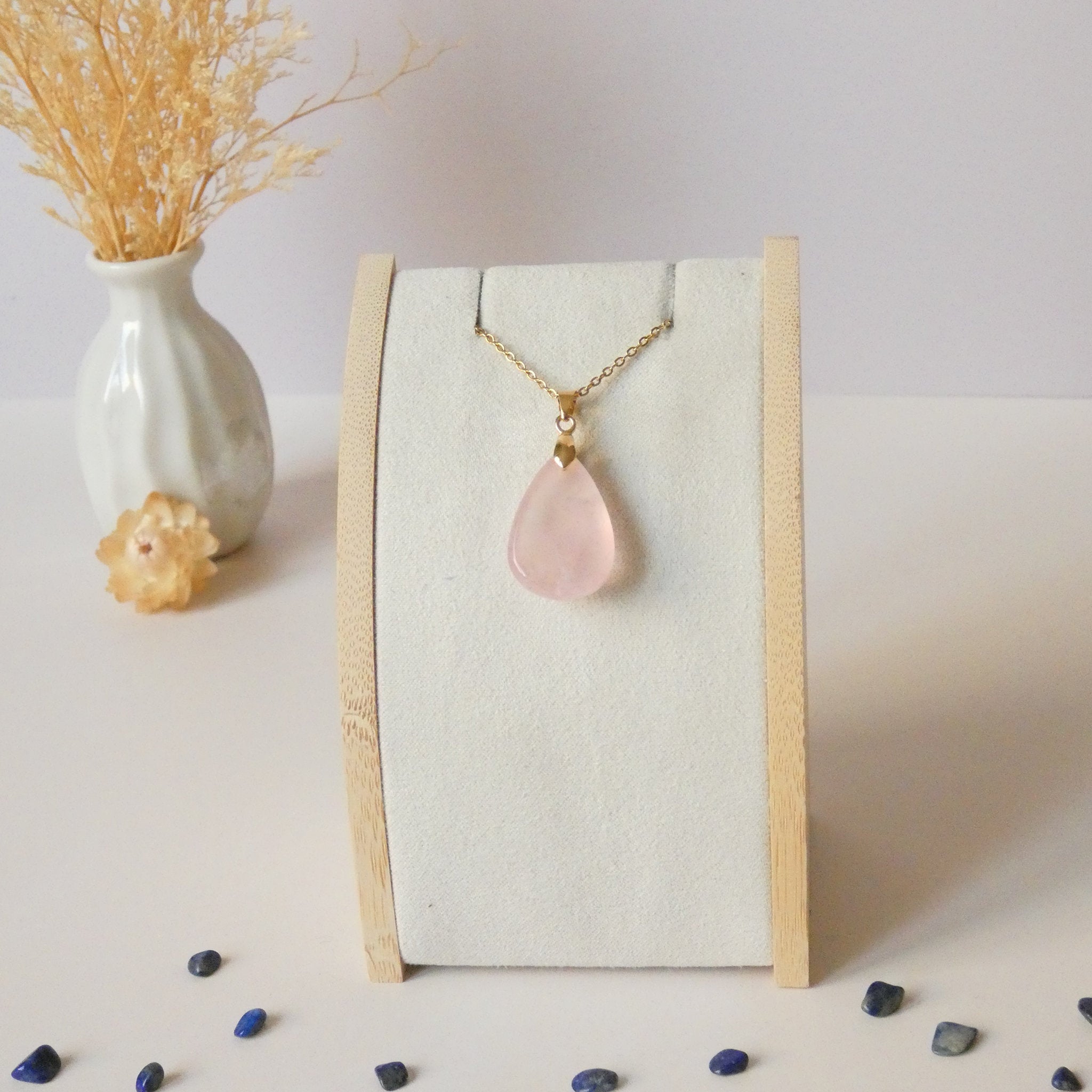 Pendentif en quartz rose 2,5 cm – Bélière dorée