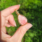 Pendentif en rhodochrosite 4,1 cm bijou artisanal