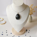 Pendentif scarabée obsidienne argenté 4,9 cm talisman unique