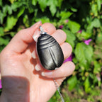Pendentif scarabée obsidienne argenté 5,1 cm bijou artisanal