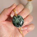Pendentif en séraphinite bélière dorée – 2,7 cm - Bijou artisanal pierre naturelle