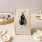 Pendentif wire wrapping en obsidienne dorée – 6,2 cm