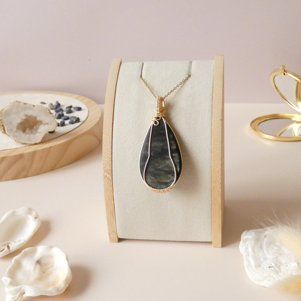 Pendentif wire wrapping en obsidienne dorée – 6,2 cm