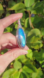 Pendentif en labradorite bleue 6,2 cm bijou artisanal