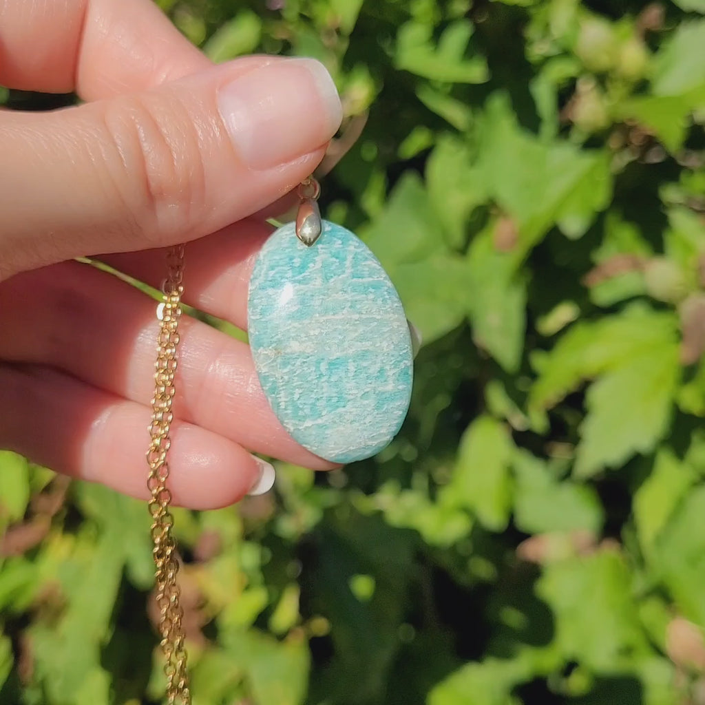 Pendentif en amazonite, bélière dorée - pierre naturelle
