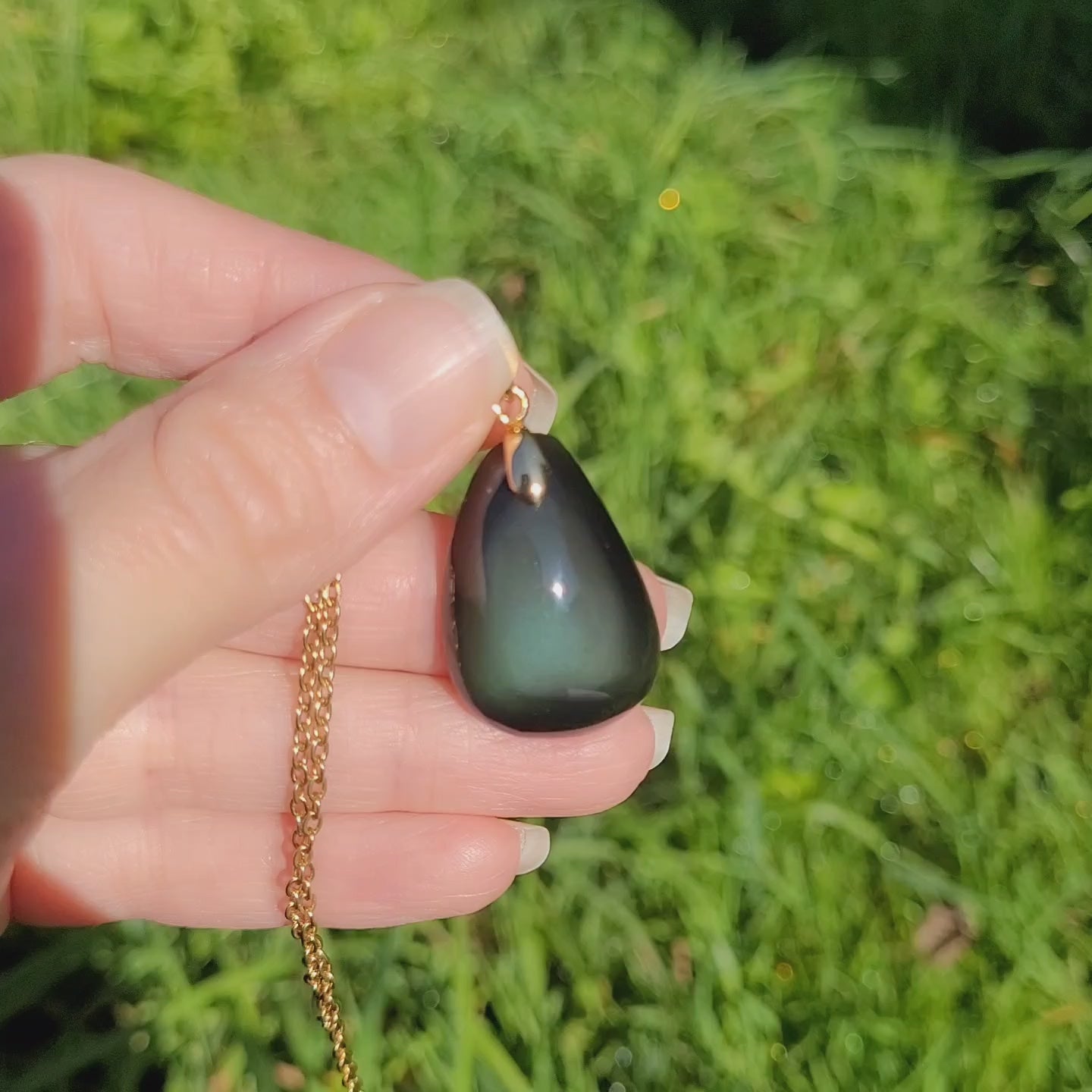 Pendentif en obsidienne oeil céleste 2,9 cm