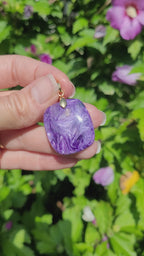 Pendentif en charoïte 2,9 cm pierre naturelle