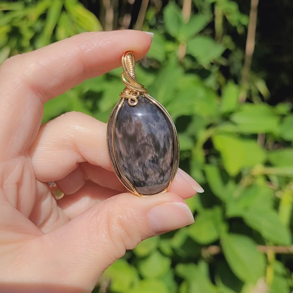 Pendentif en obsidienne manta huichol – 5,2 cm